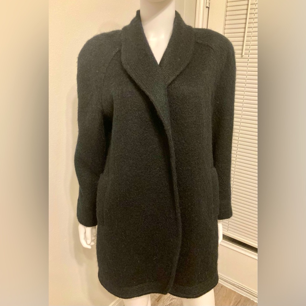Samuel Martin.  Women's cardigan LTD Standard with open front, size -10